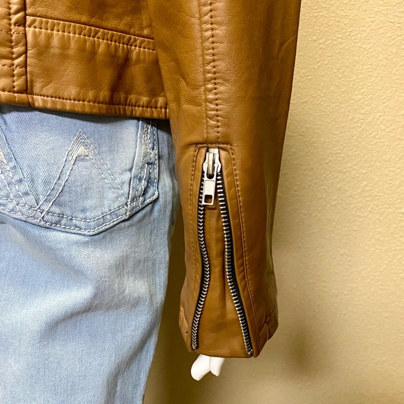 Forever 21 Faux Leather Moto Jacket - Picture 7 of 12